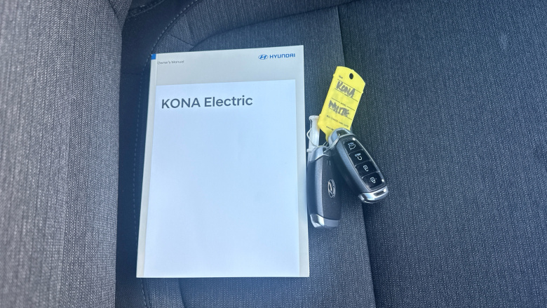 Hyundai KONA 100kW Premium 39kWh 5dr Auto Electric Hatchback